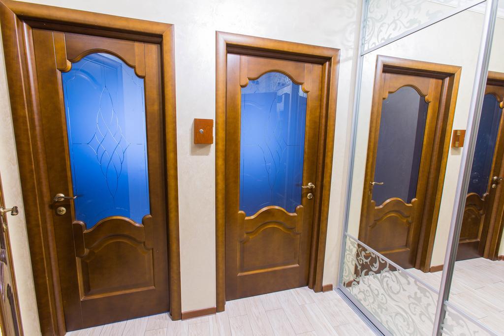 Modern Apartment On Akademika Sakharova 27A イヴァーノ＝フランキーウシク エクステリア 写真